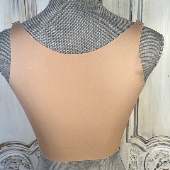 F.I.T Elegant Smooth Back Tan Women's Front Closing Comfort Bra - Picture 4 of 6